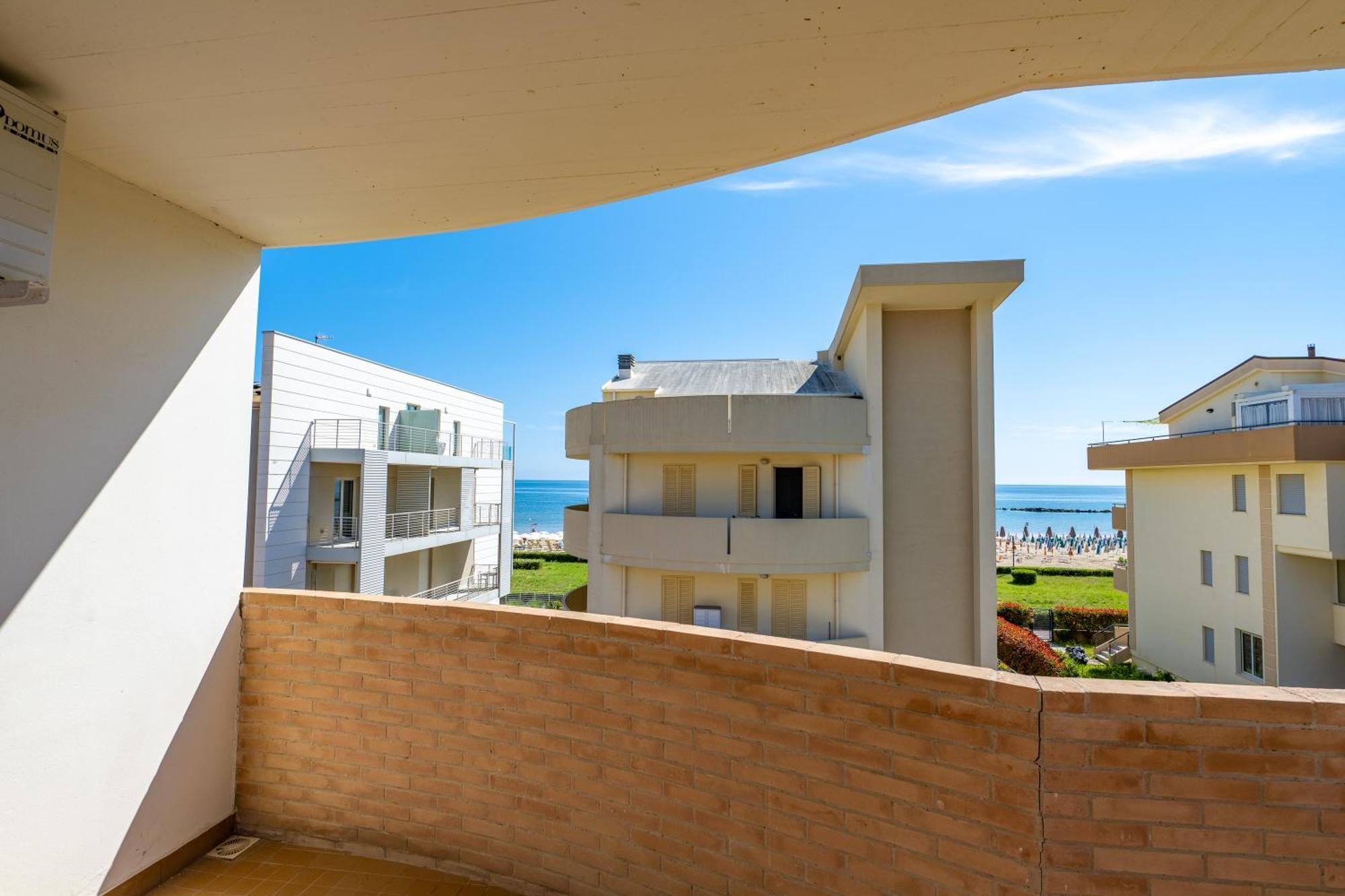 Di Matteo Hotel Roseto Degli Abruzzi Eksteriør billede
